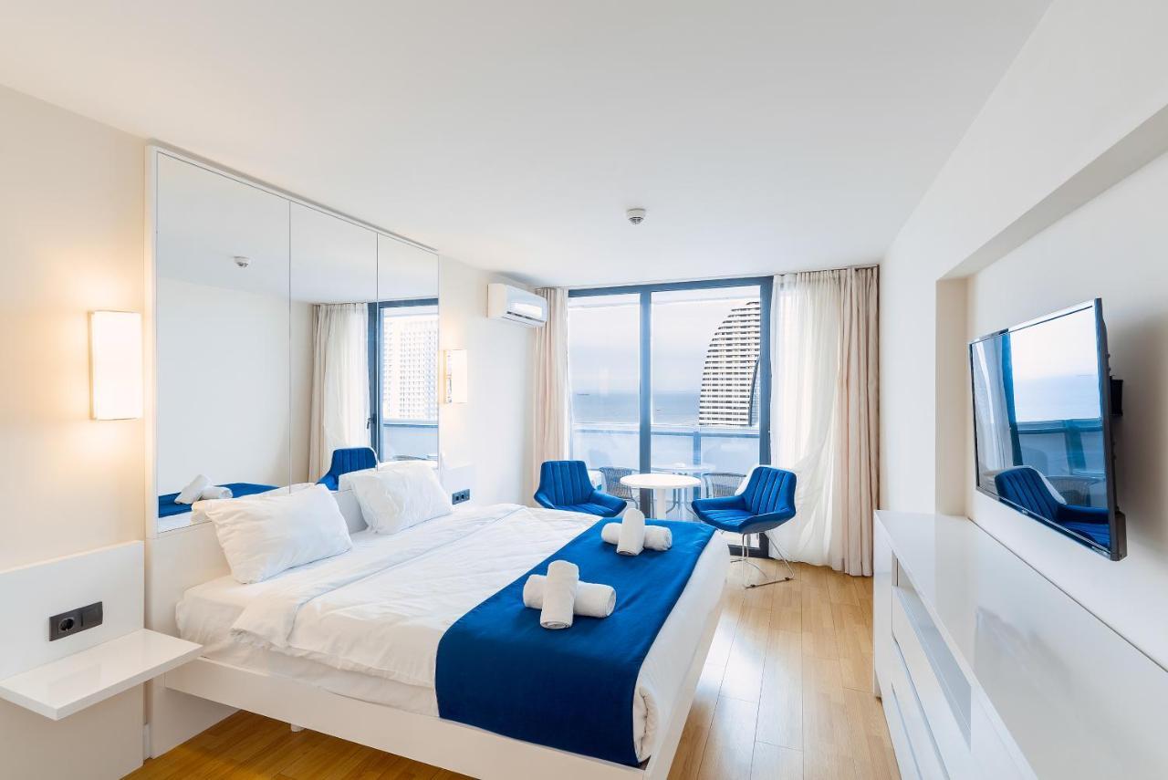 Grand City Apart-Hotel Батуми Экстерьер фото