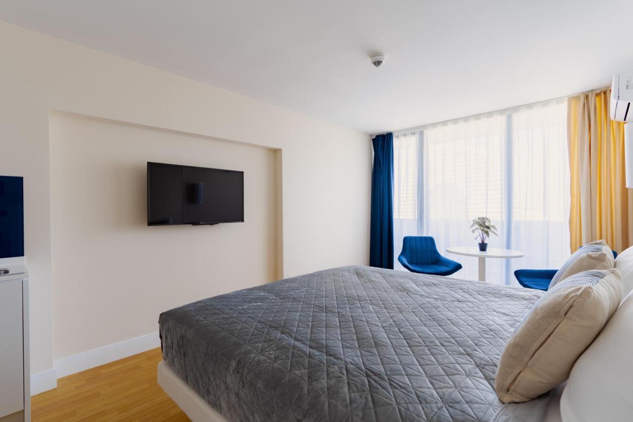 Grand City Apart-Hotel Батуми Экстерьер фото