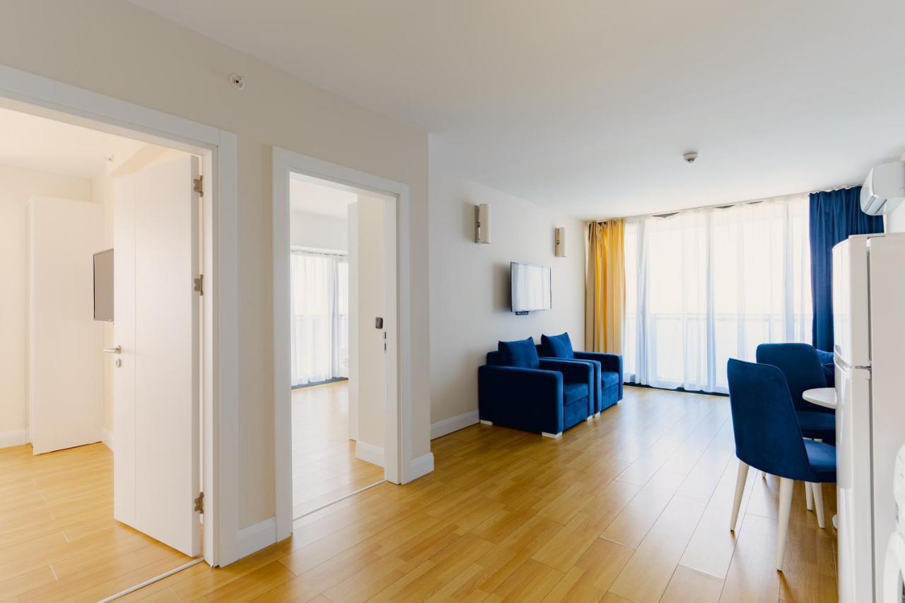 Grand City Apart-Hotel Батуми Экстерьер фото