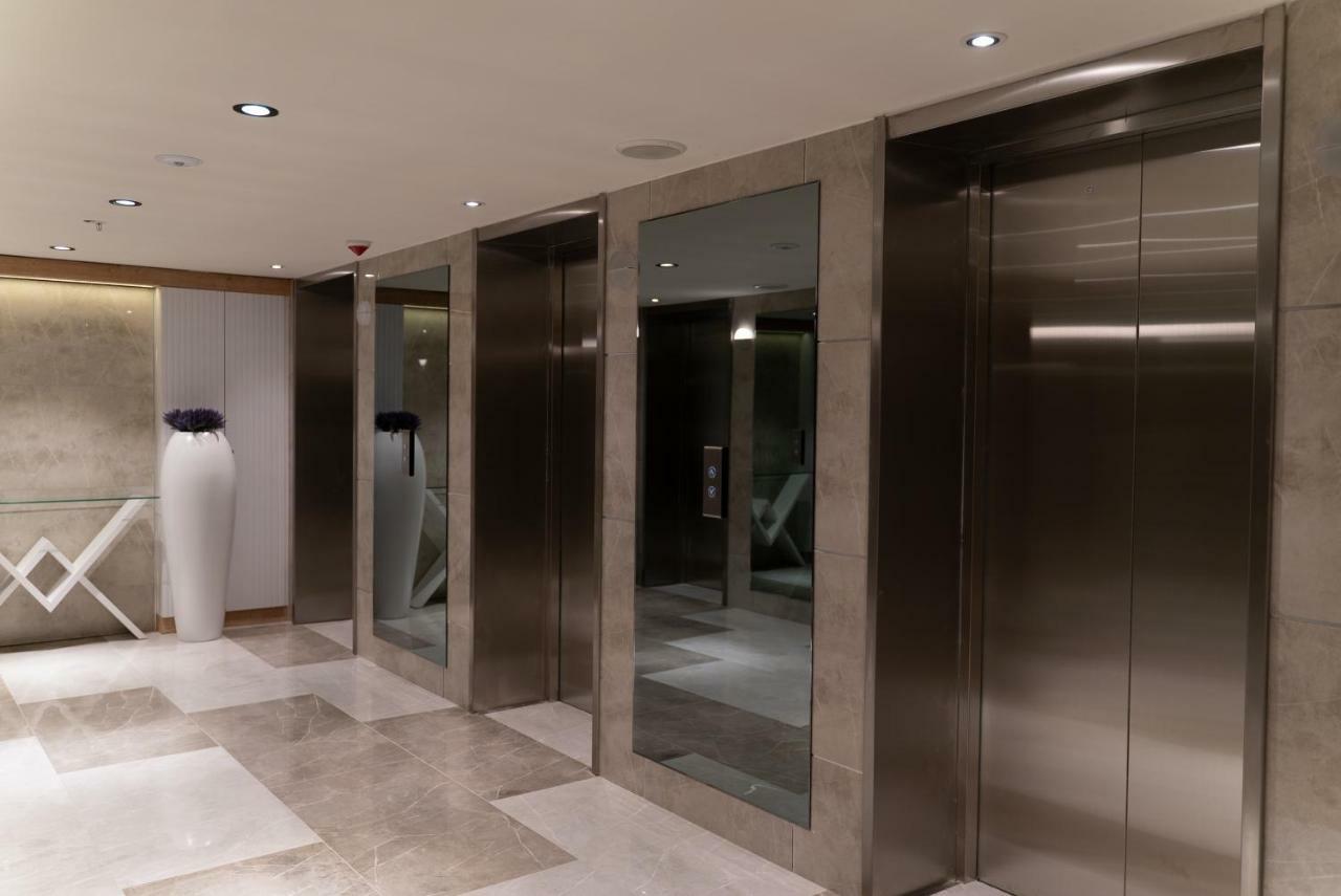 Grand City Apart-Hotel Батуми Экстерьер фото