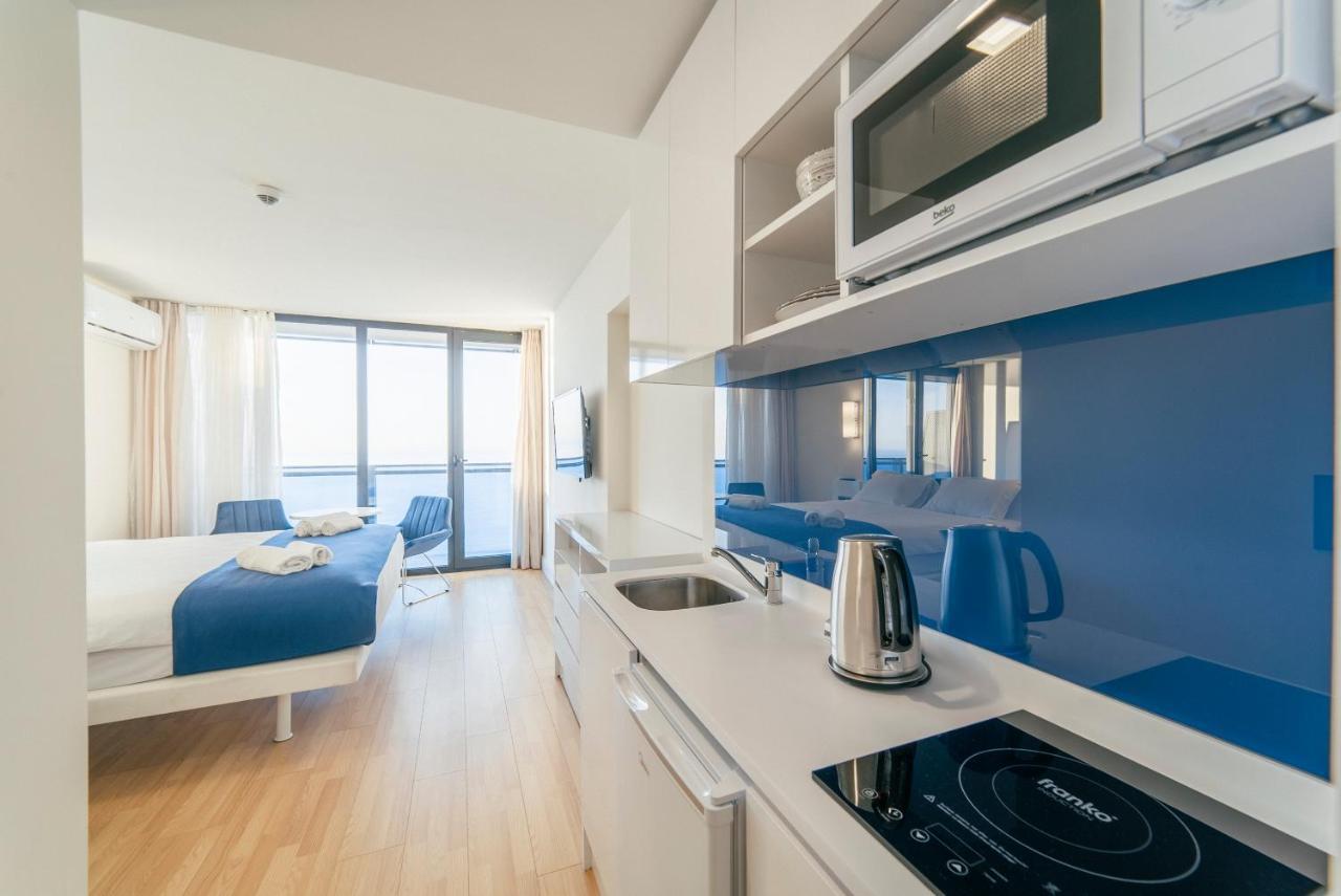 Grand City Apart-Hotel Батуми Экстерьер фото