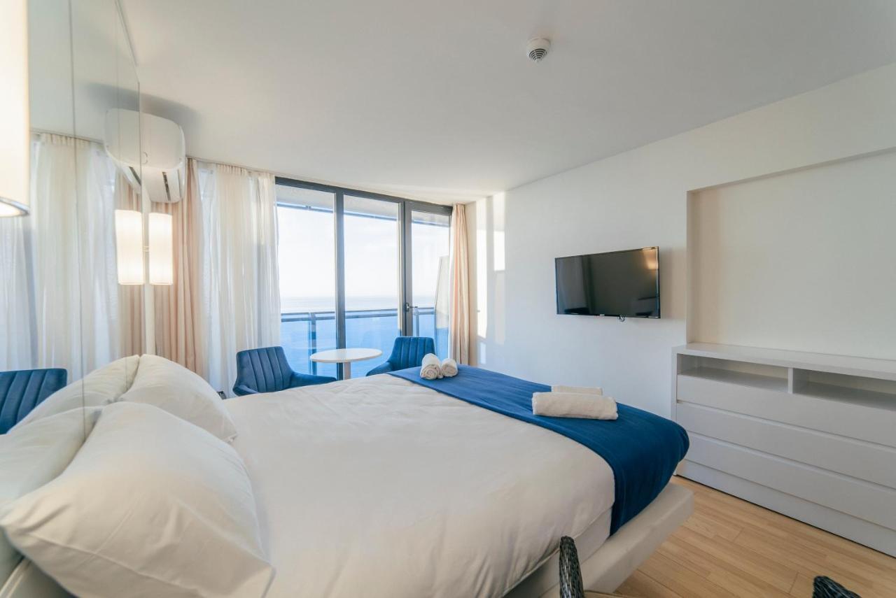 Grand City Apart-Hotel Батуми Экстерьер фото