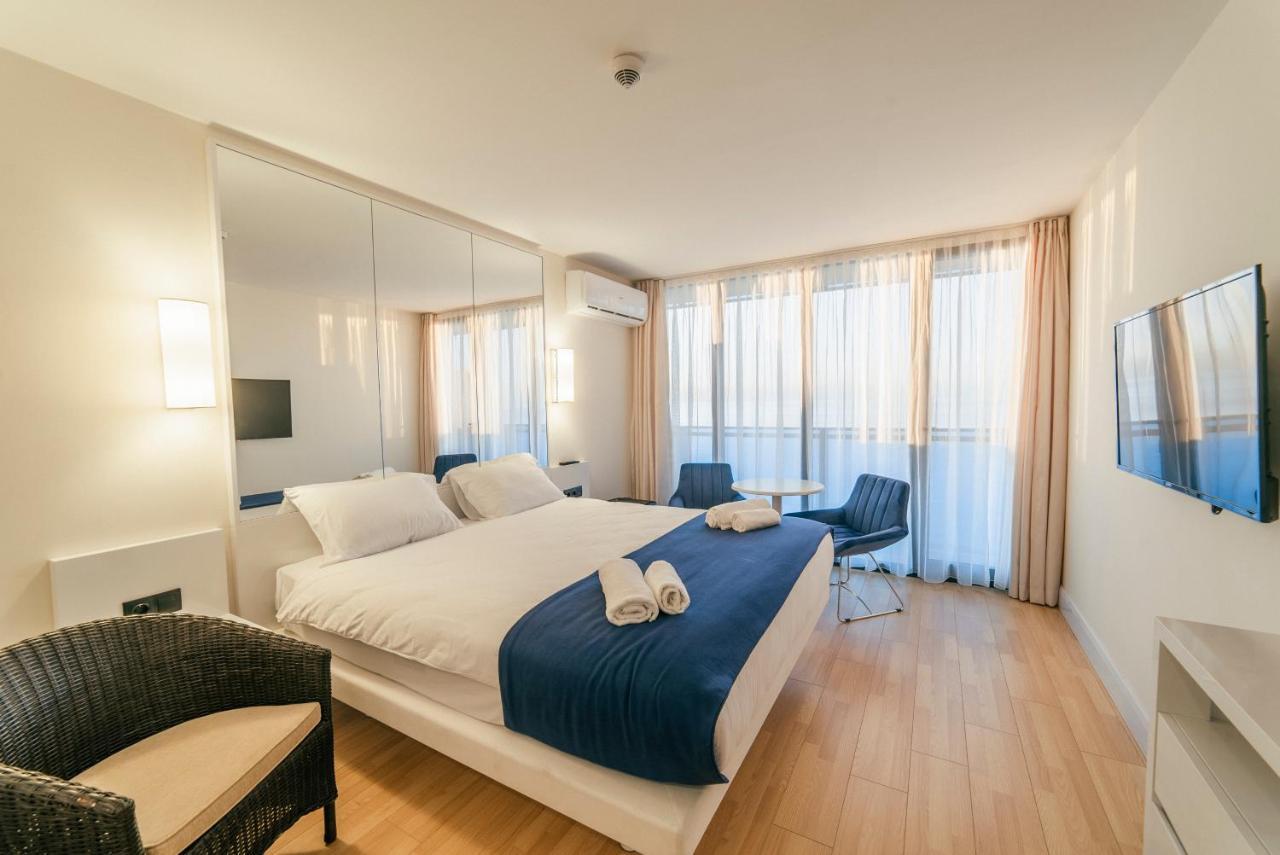 Grand City Apart-Hotel Батуми Экстерьер фото